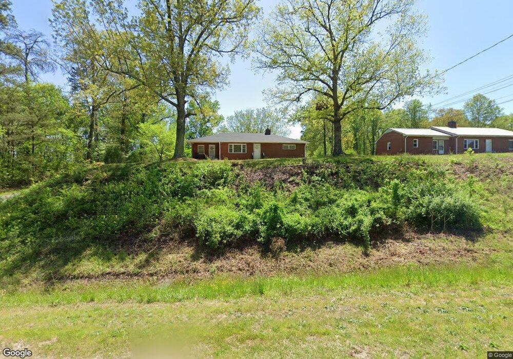 2841 Kivett Dr, Greensboro, NC 27407 - photo 1