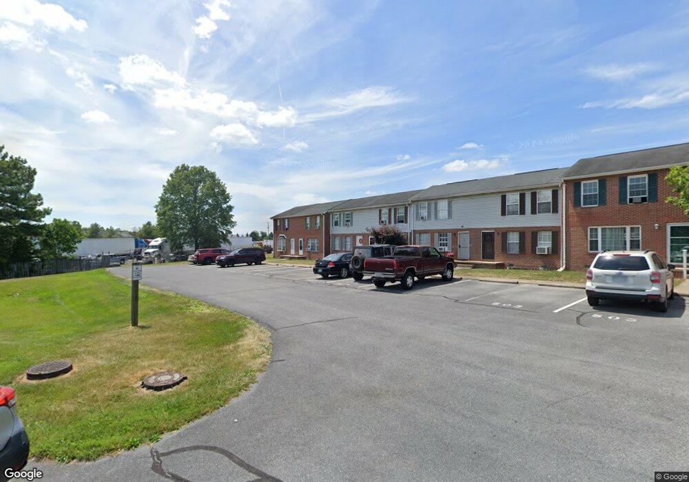 511 Buckingham Dr, Stephens City, VA 22655 - photo 1