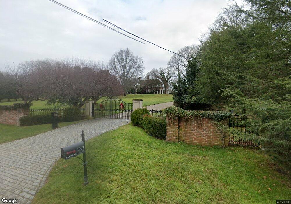 1067 Sasco Hill Rd, Fairfield, CT 06824 - photo 1