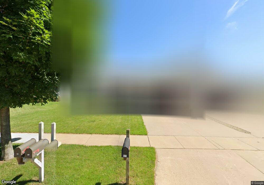 541 Kramer Ln, Kimberly, WI 54136 - photo 1