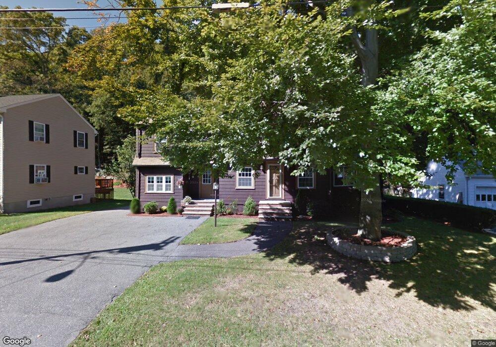 19 Robert St, Wakefield, MA 01880 - photo 1