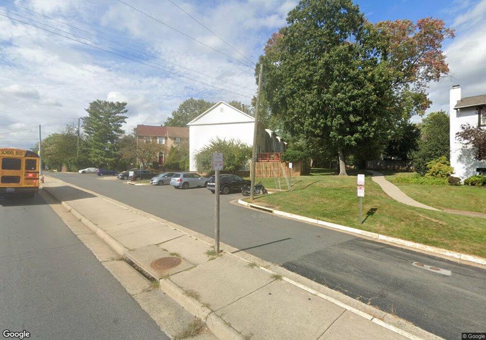 9610 Blake Ln, Fairfax, VA 22031 - photo 1