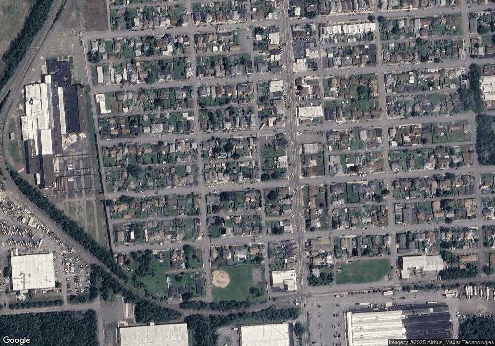 229 Thirwell Ave, Hazleton, PA 18201 - photo 1