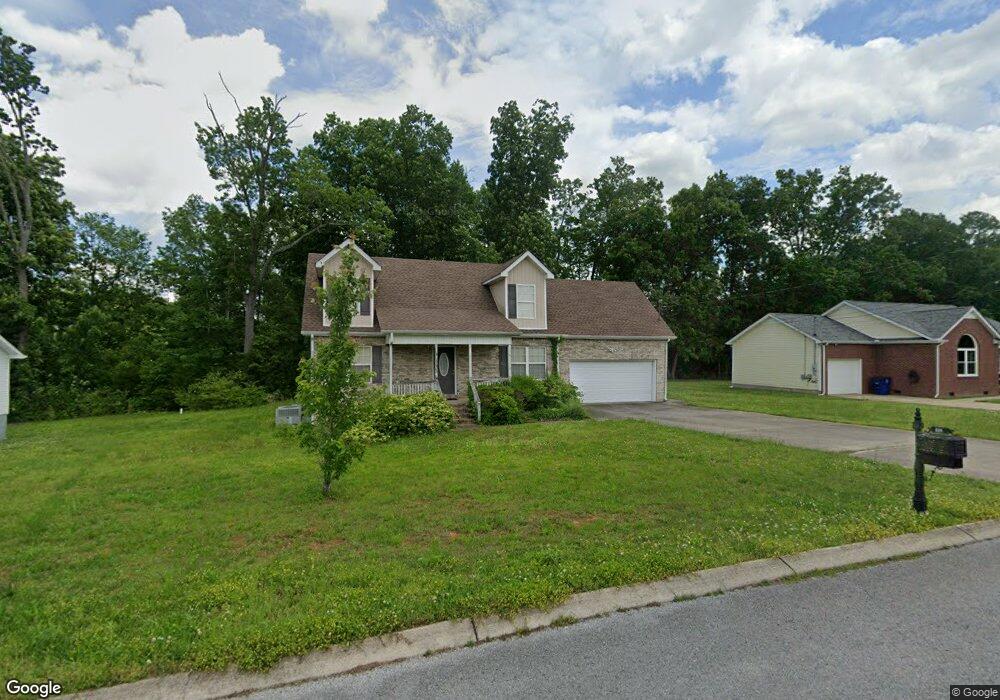 102 Pat Dr, Shelbyville, TN 37160 - photo 1