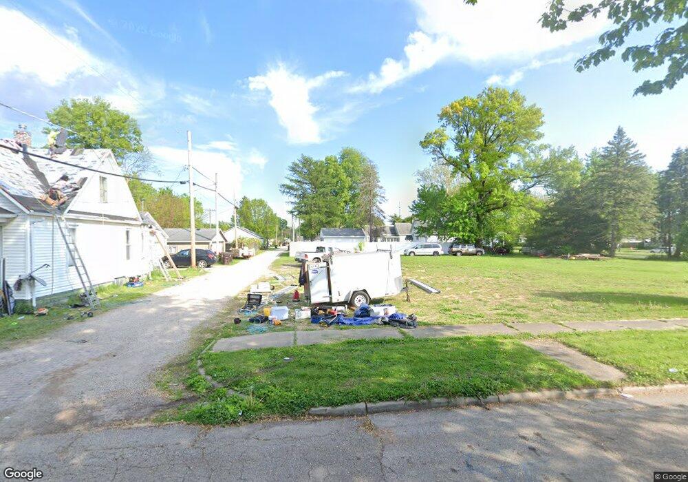 418 S Mclean St, Lincoln, IL 62656 - photo 1