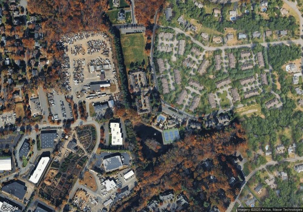 174 Dickinson Ln, Mahwah, NJ 07430 - photo 1