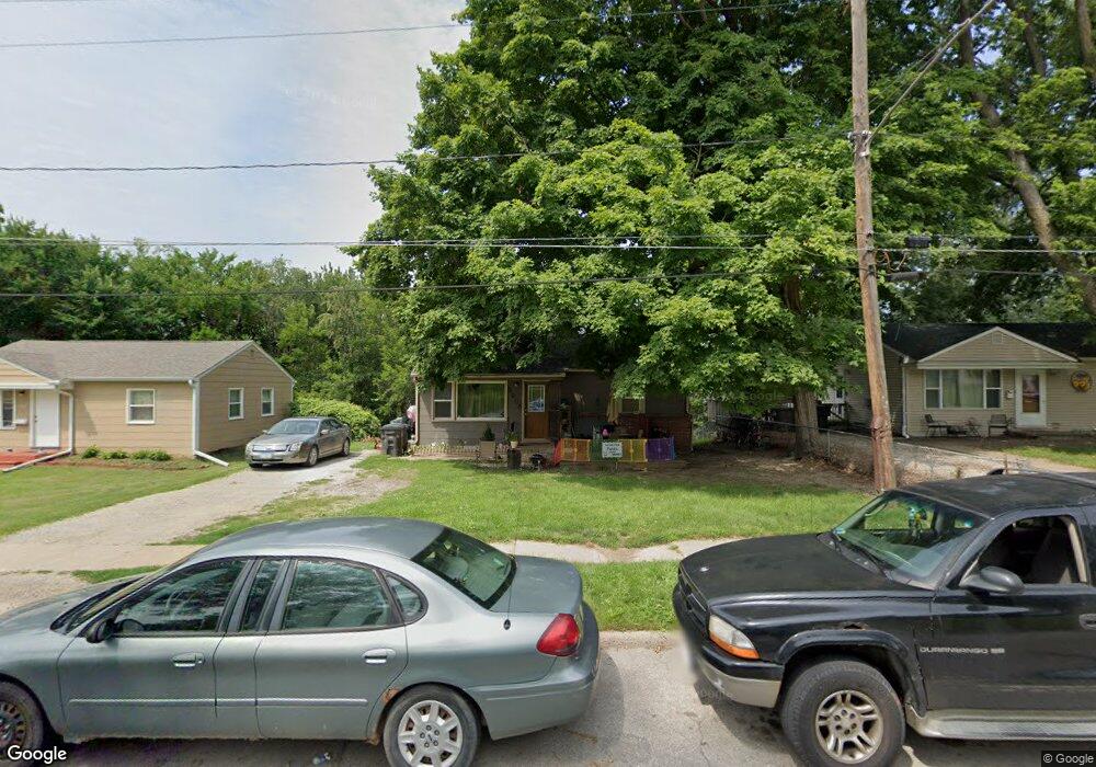 6906 SW 14th St, Des Moines, IA 50315 - photo 1