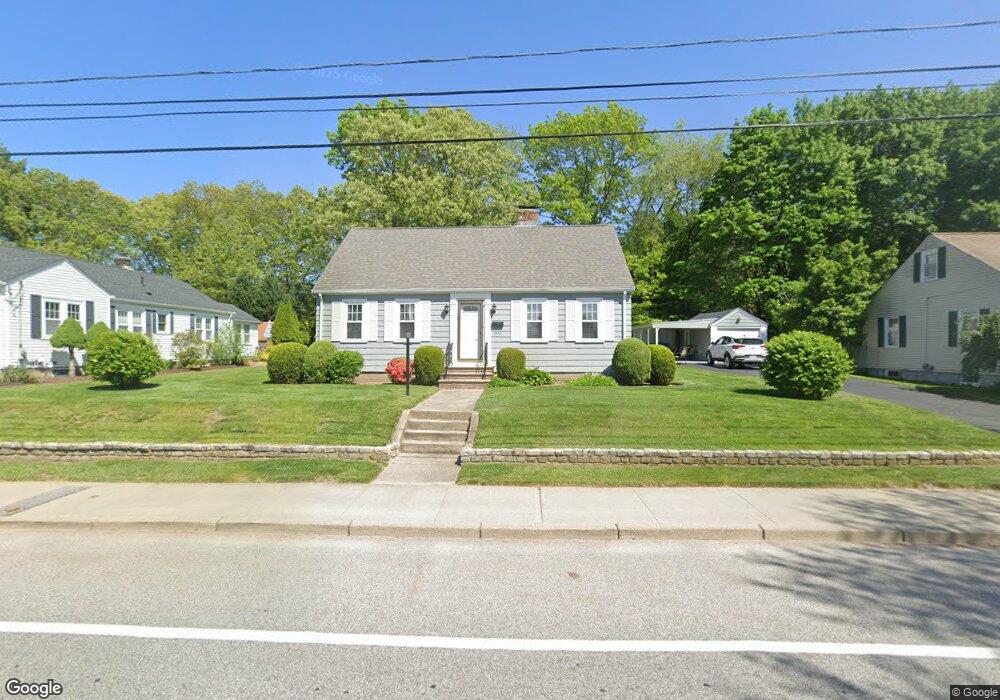 2432 Cranston St, Cranston, RI 02920 - photo 1