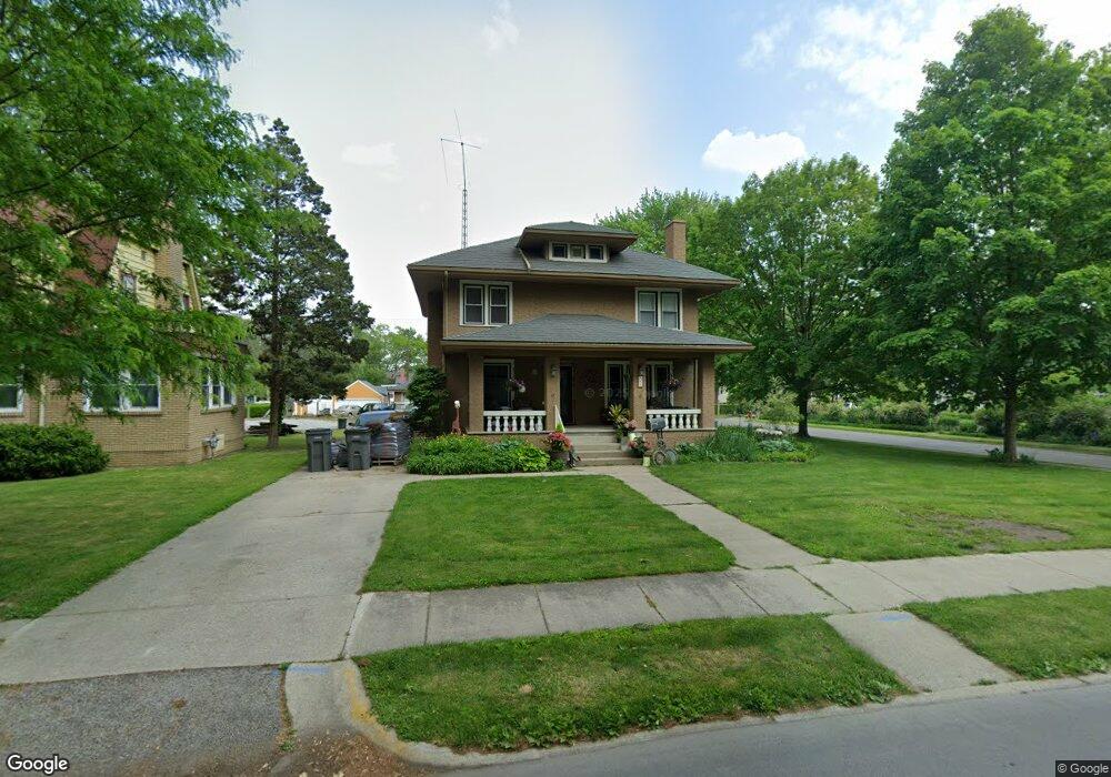 401 N Hartman St, Nappanee, IN 46550 - photo 1