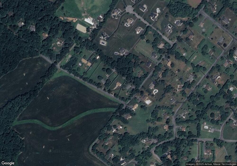 5879 Fox Ln, Emmaus, PA 18049 - photo 1