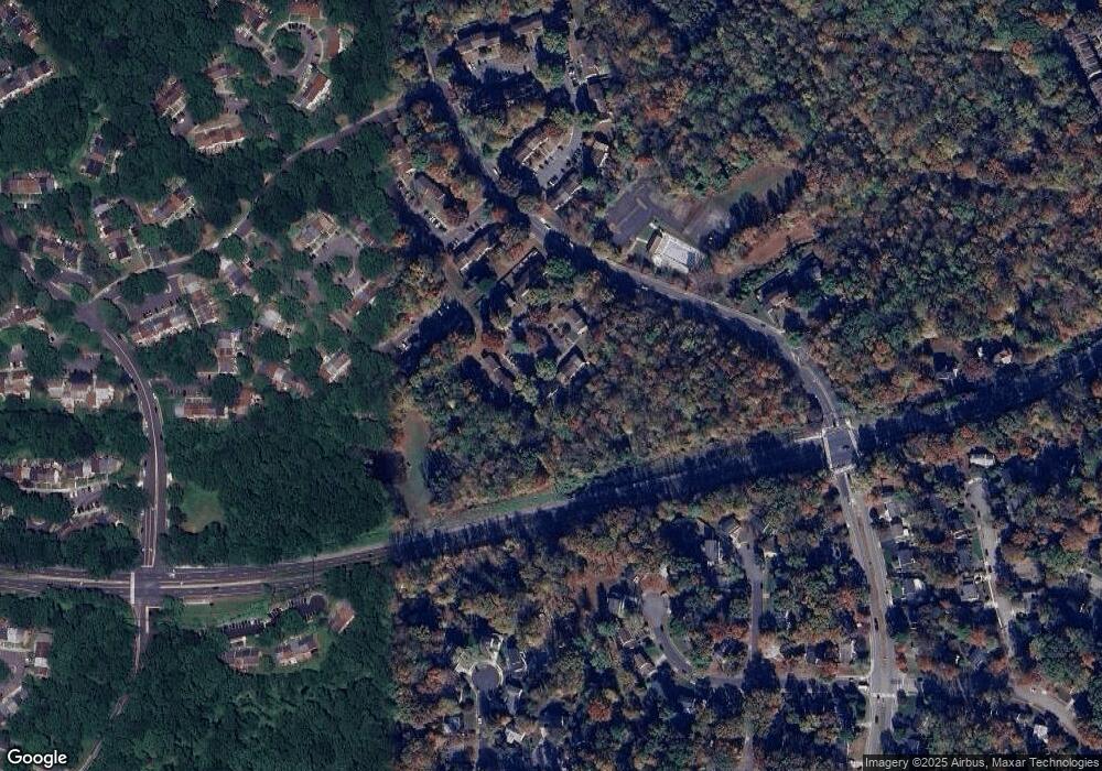 8933 Shamrock Ct, Springfield, VA 22152 - photo 1