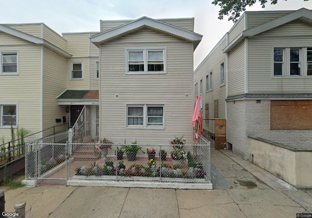 19713 91st Rd, Hollis, NY 11423 - photo 1