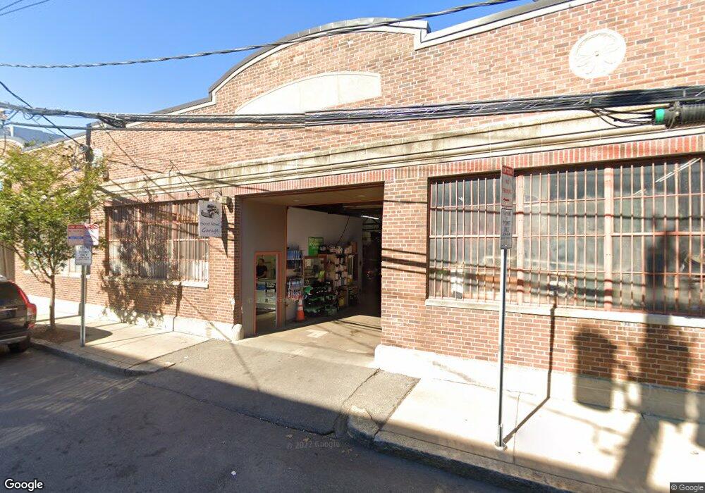 75 Hamilton St unit 9, Cambridge, MA 02139 - photo 1