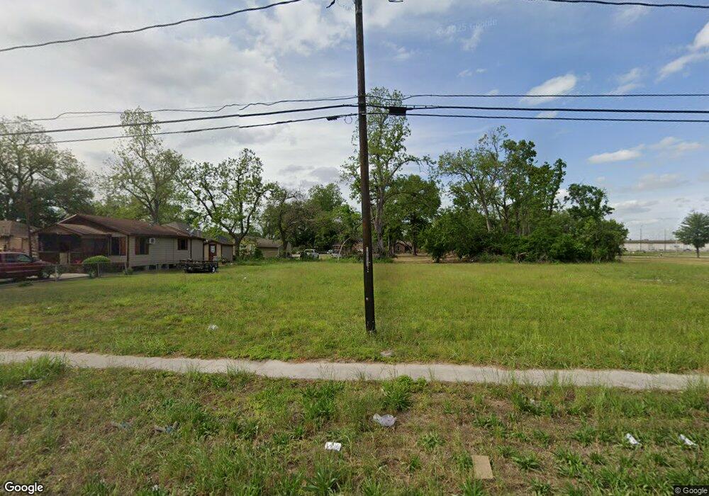 766 Victory, Houston, TX 77088 - photo 1