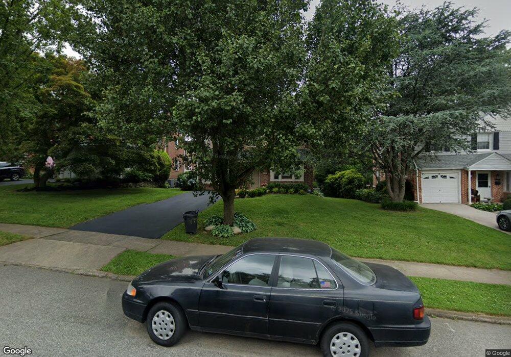 1724 Ridgeway Rd, Havertown, PA 19083 - photo 1