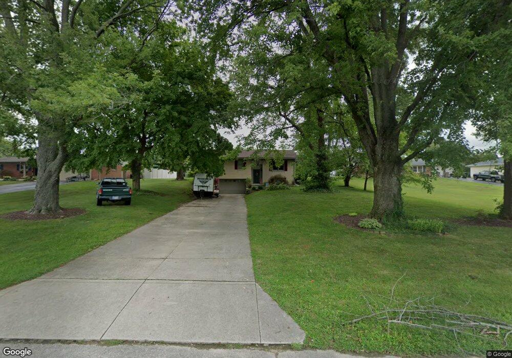 3325 Virginia St, Columbus, IN 47203 - photo 1