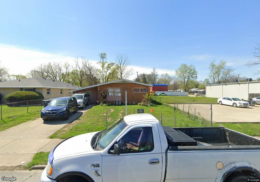 2413 W 15th St, Anderson, IN 46016 - photo 1