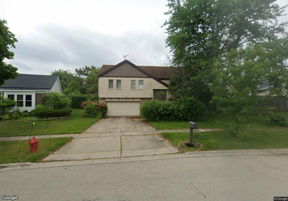 699 Pinehurst Ln, Buffalo Grove, IL 60089 - photo 1