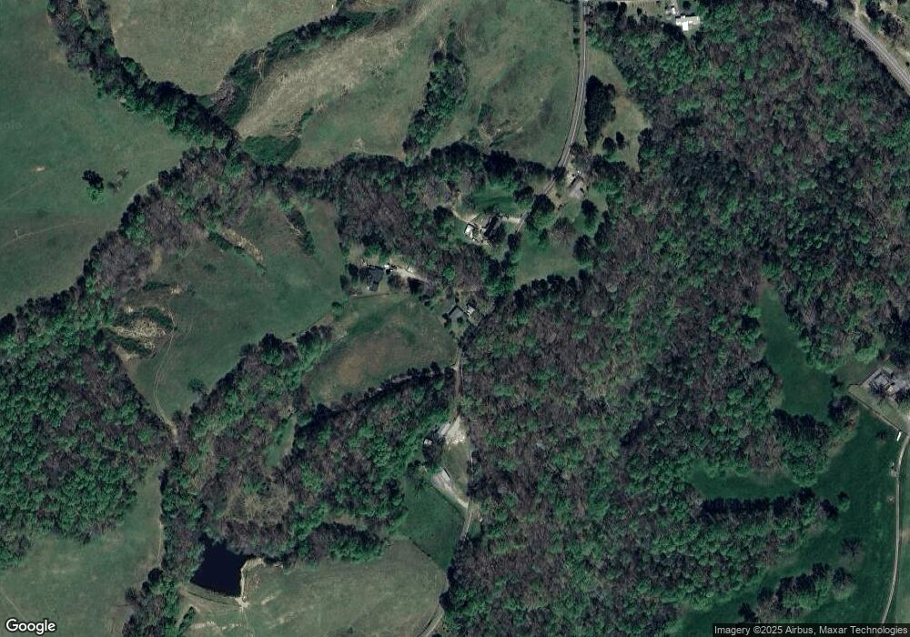 228 Crump Rd, Baldwin, GA 30511 - photo 1