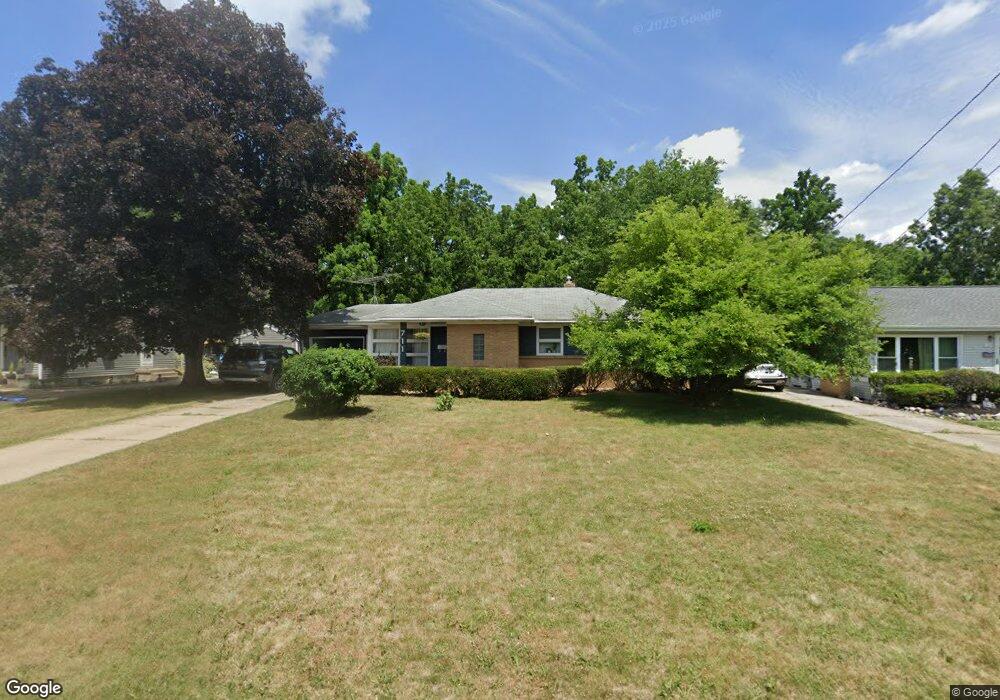 711 Wells St NE, Grand Rapids, MI 49525 - photo 1