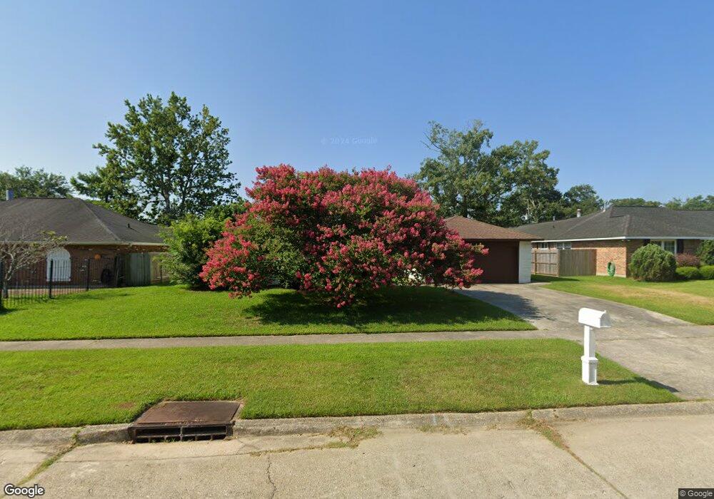 1549 Maplewood Dr, Slidell, LA 70458 - photo 1