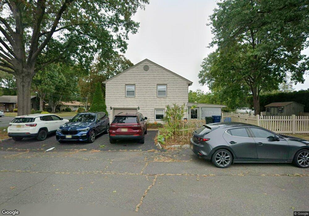 56 Lefferts Ln, Clark, NJ 07066 - photo 1