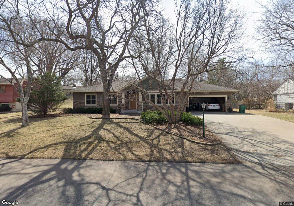 16625 Devon Dr, Minnetonka, MN 55345 - photo 1