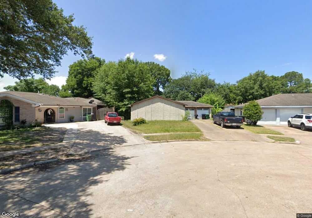 9007 Circle Cove Ct, Houston, TX 77088 - photo 1