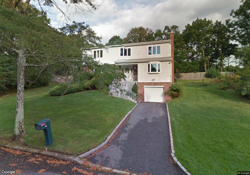 15 Herrick Ave, Dix Hills, NY 11746 - photo 1