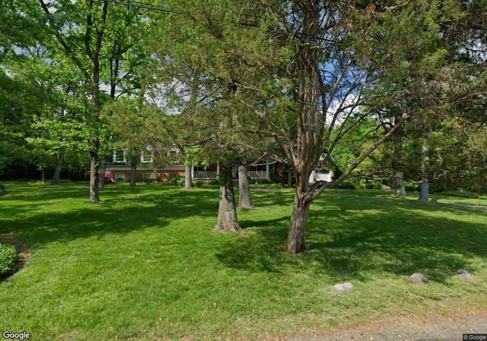 1409 Bishop Ln, Alexandria, VA 22302 - photo 1