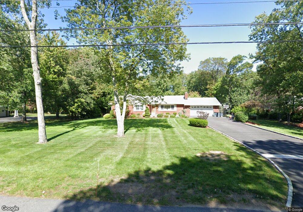 484 Elizabeth Rd, Yorktown Heights, NY 10598 - photo 1