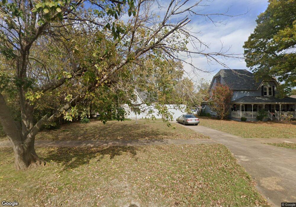 115 E Wichita Ave, Cleveland, OK 74020 - photo 1