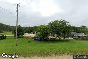 688 Sunburst Ln, Elkader, IA 52043