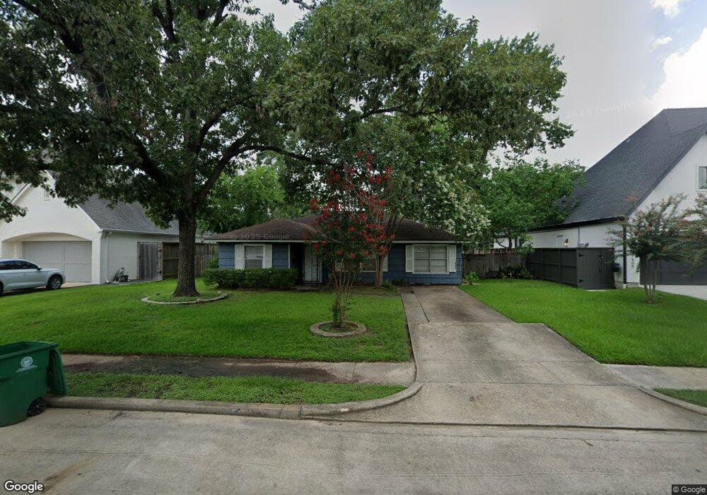 1501 Glourie Dr, Houston, TX 77055 - photo 1