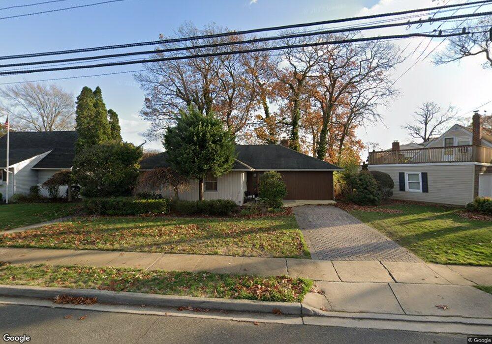 8 Hull St, Oceanside, NY 11572 - photo 1