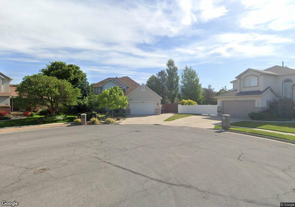 937 E Johnsonway Dr, Sandy, UT 84094 - photo 1