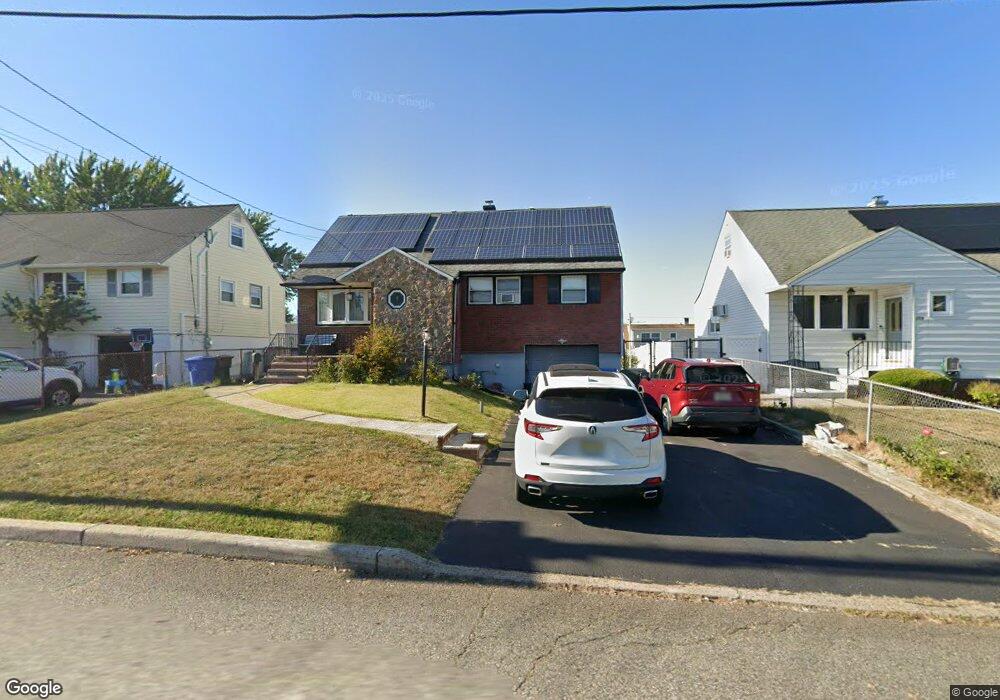 135 Mcguire St, Metuchen, NJ 08840 - photo 1