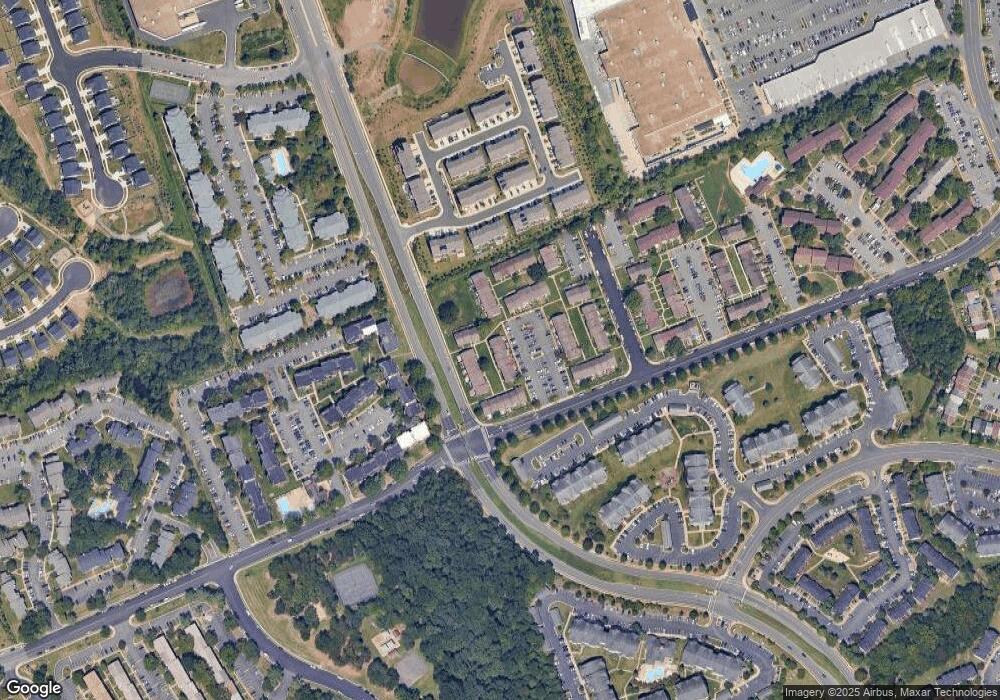 7538 Clemson Ct, Manassas, VA 20109 - photo 1