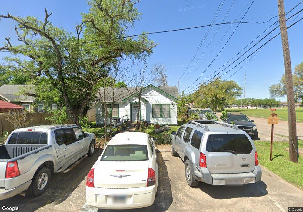 1200 Avenue H, Bay City, TX 77414 - photo 1