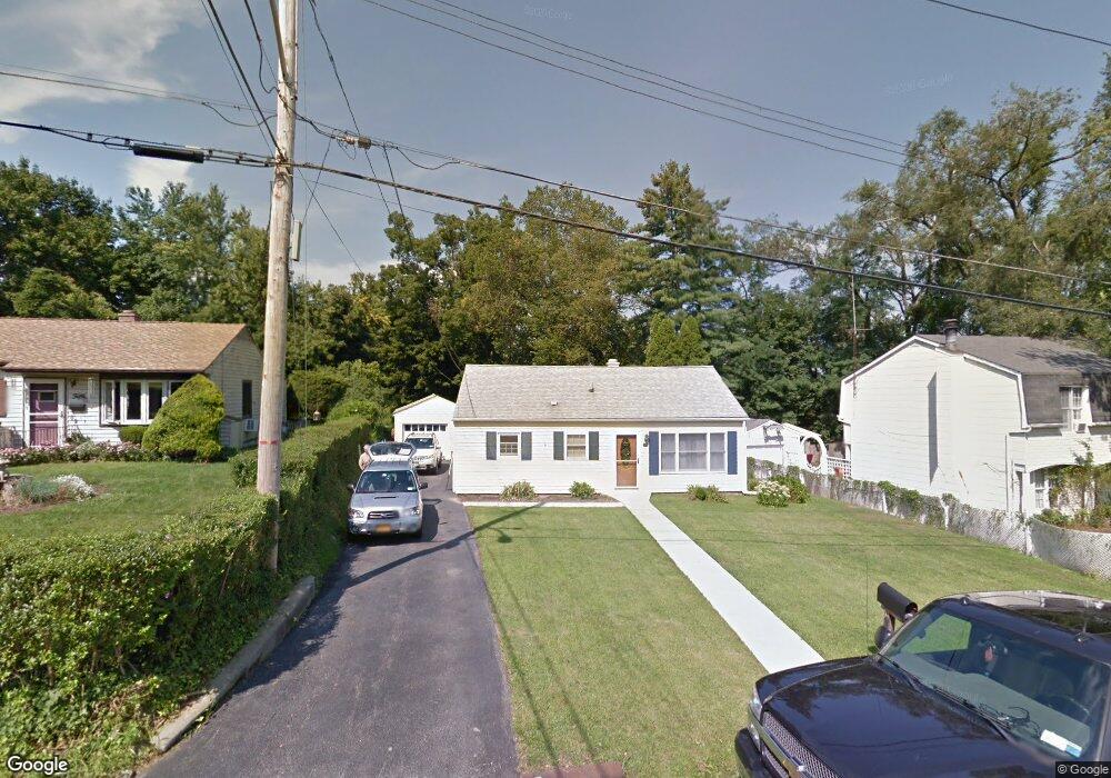 44 Cayuga Dr, Peekskill, NY 10566 - photo 1