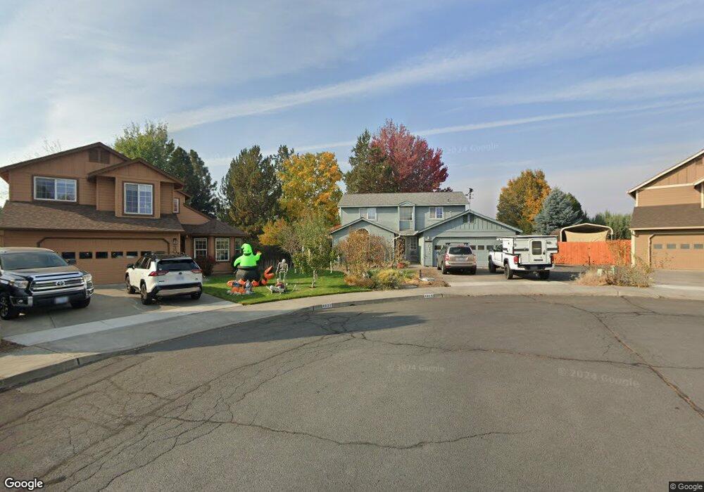 3015 NE Royal Ct, Bend, OR 97701 - photo 1