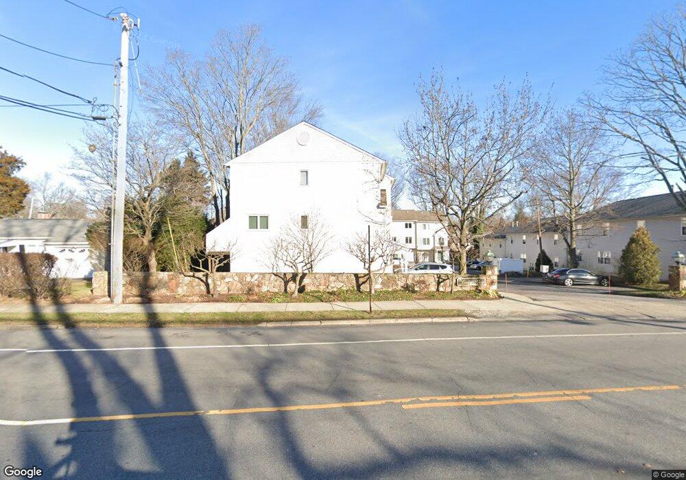 3430 Madison Ave unit 8, Bridgeport, CT 06606 - photo 1