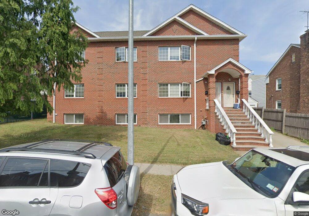 164-09 45th Ave unit 2nd Fl, Flushing, NY 11358 - photo 1