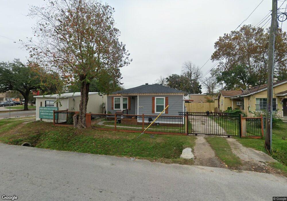 4718 Robertson St, Houston, TX 77009 - photo 1