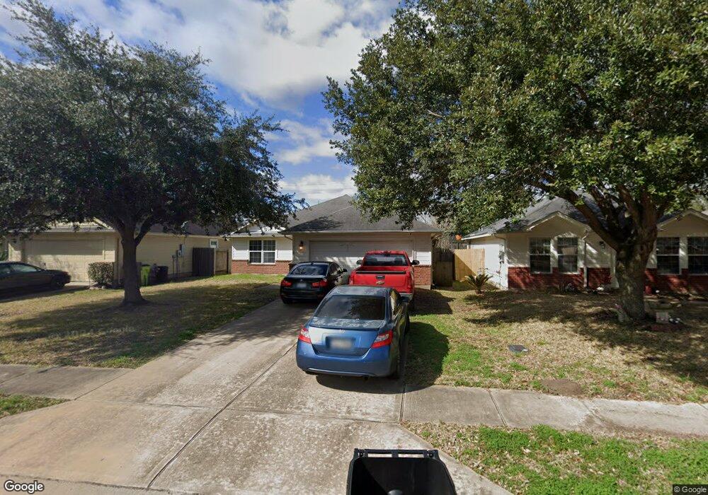 918 Gulf Ct, Rosenberg, TX 77471 - photo 1