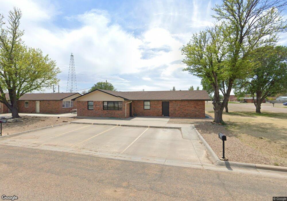 401 E 9th St, Hugoton, KS 67951 - photo 1