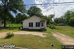 704 N Olive St, Waldo, AR 71770