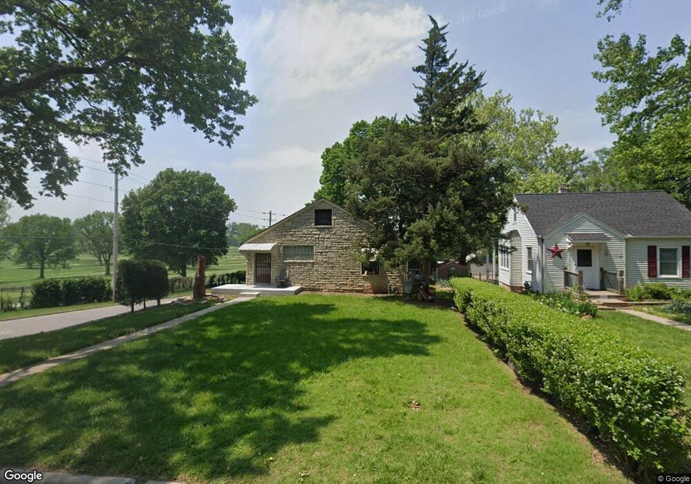 2631 SW Fillmore St, Topeka, KS 66611 - photo 1