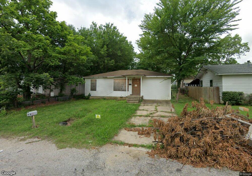 704 11th Ave SE, Ardmore, OK 73401 - photo 1