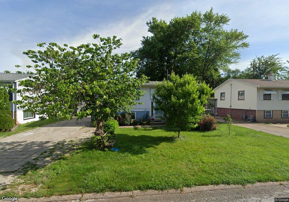 2706 W 71st St, Davenport, IA 52806 - photo 1